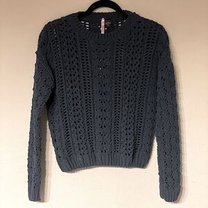 Love-by-design, Women’s Chunky-Knit, Dark Teal, Chenille Sweater. Size Medium.